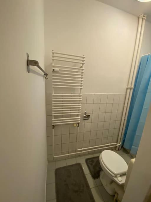 Apartment With Balcony Berlino Esterno foto